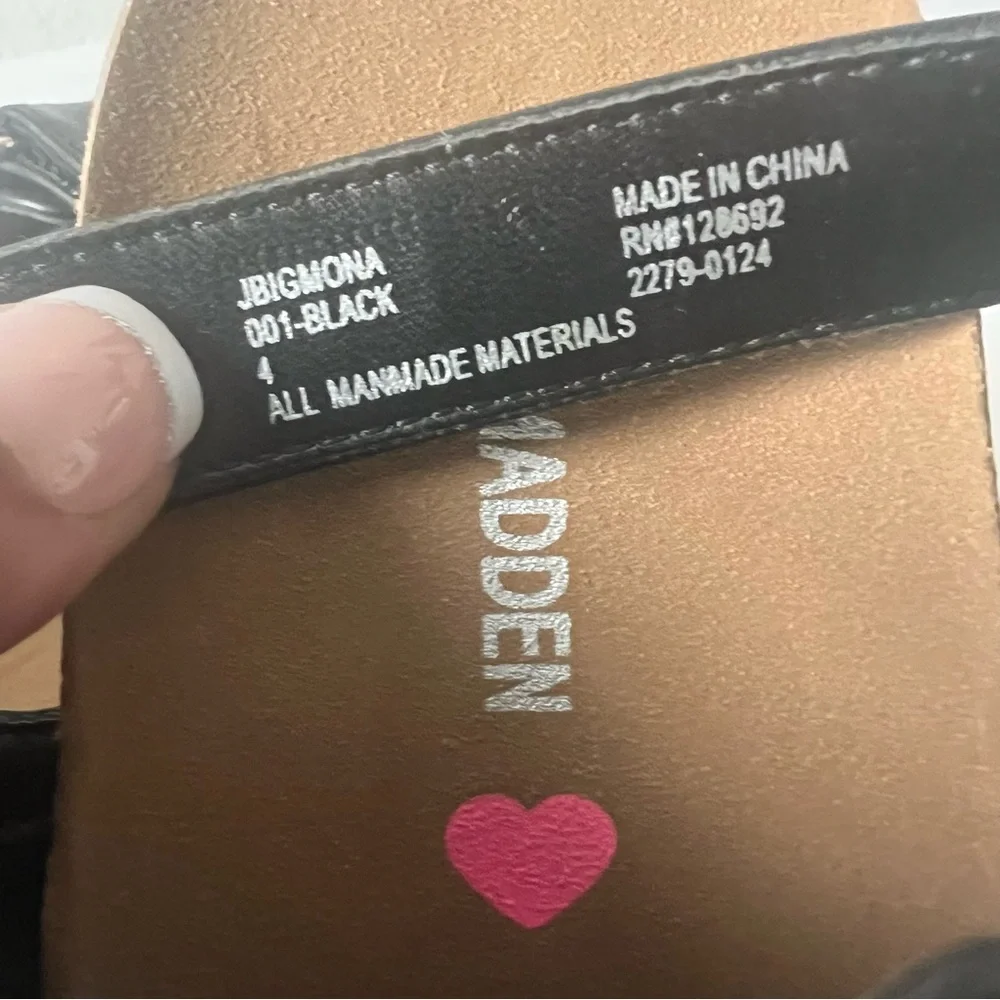 Steve Madden Big Girl’s Black Classy  Sandals with Adjustable Straps Size 4 NWOT